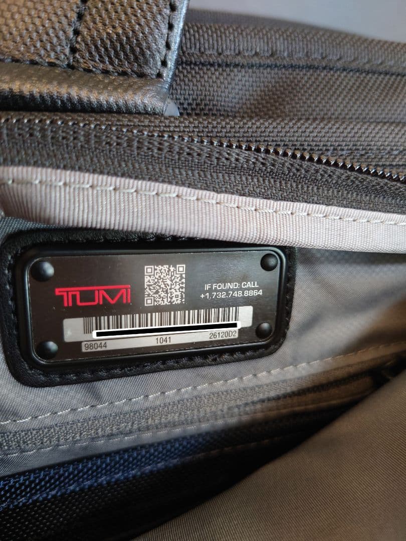 【ほぼ未使用】TUMI 26120D2 アルファ2 スモール・ラップブリーフ