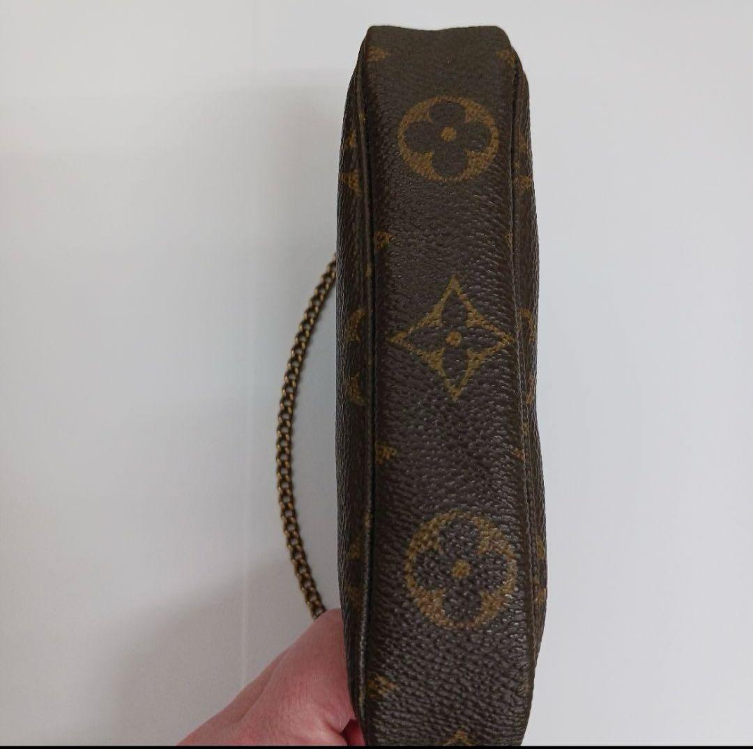 ルイヴィトン アクセソワール　ミニポシェット！