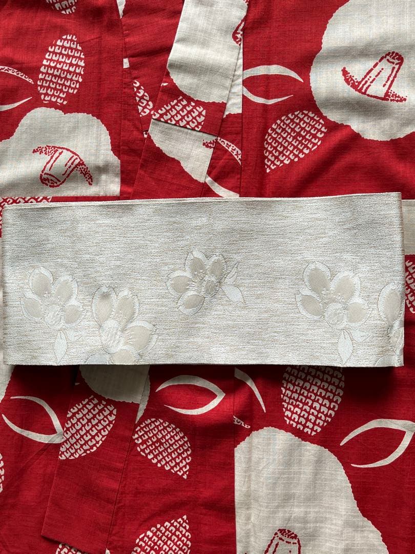 コシノジュンコJKの浴衣・帯のセットです。