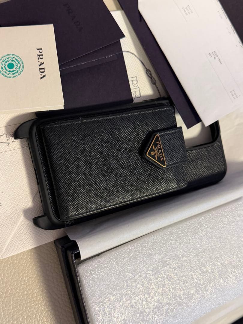 PRADA iPhone用ケース ブラック レザー