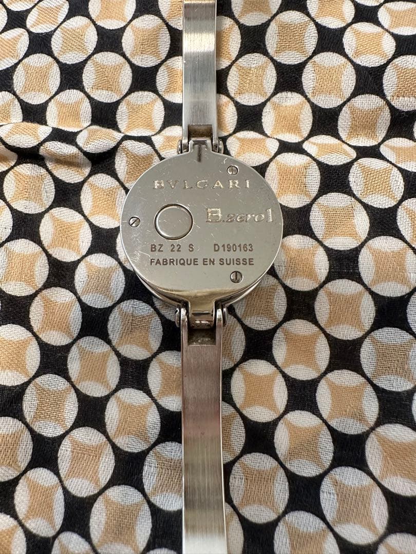 BVLGARI B.Zero1 ブラック腕時計