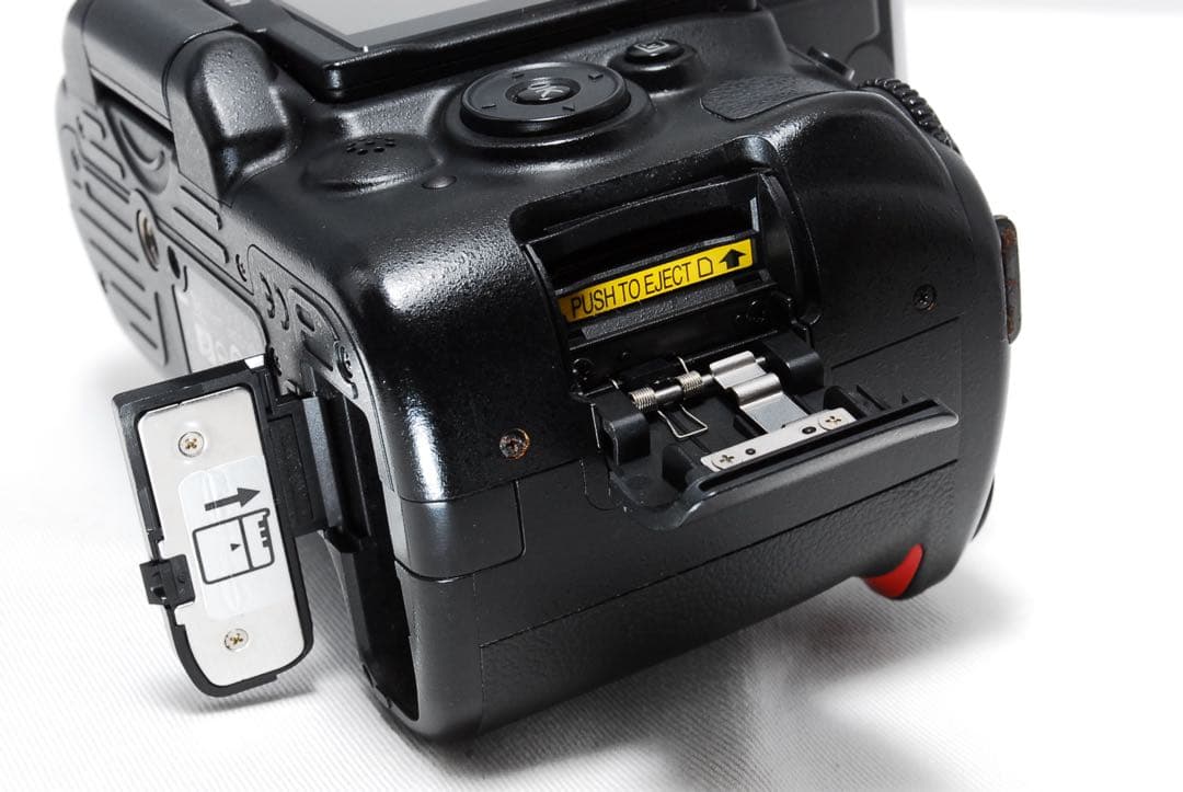 自撮り Nikon D5000 デジタル一眼レフ スマホ転送OK