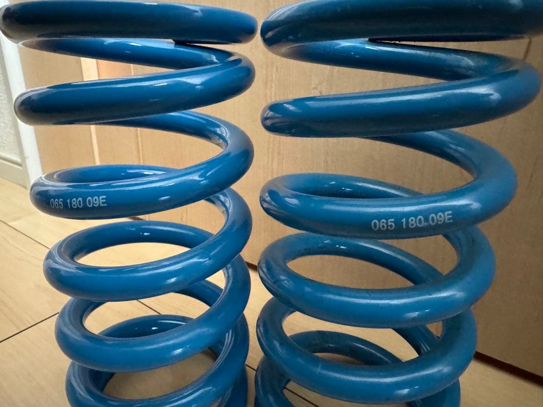 CUSCO 直巻きスプリング ID65 180mm 9.0k