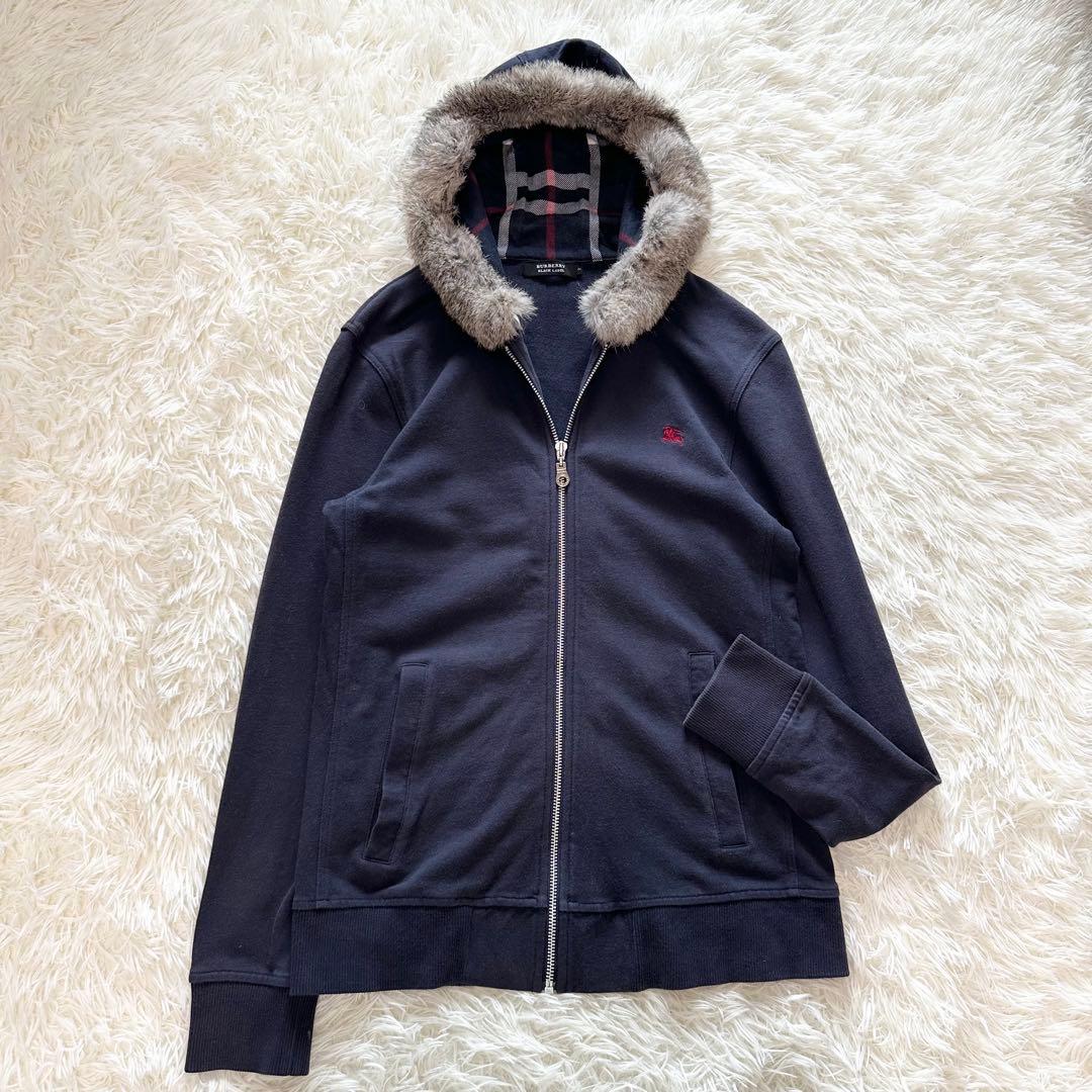 Burberry black label ファー パーカー ロゴ