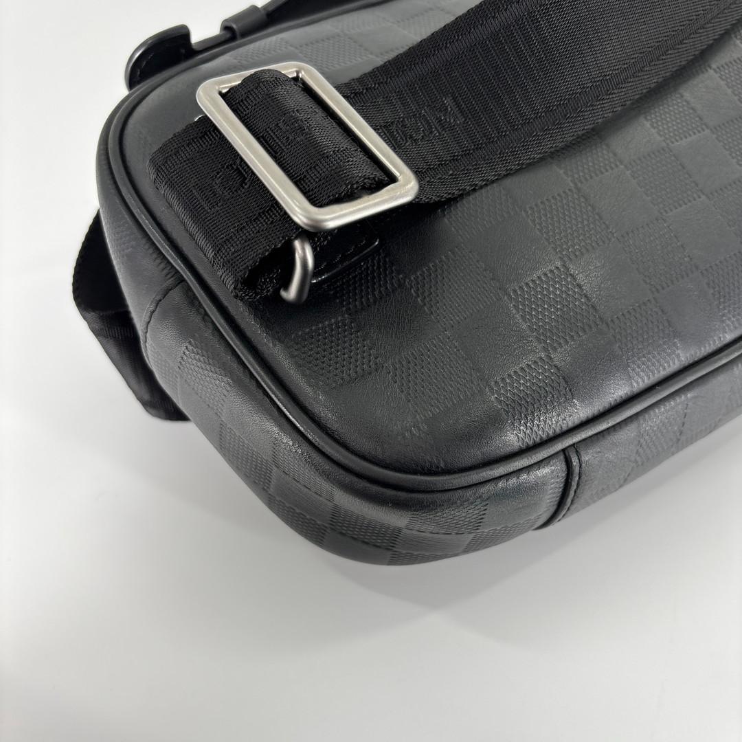 新品同様 ルイヴィトン ダミエアンフィニアンブレール N41288 ボディバッグ