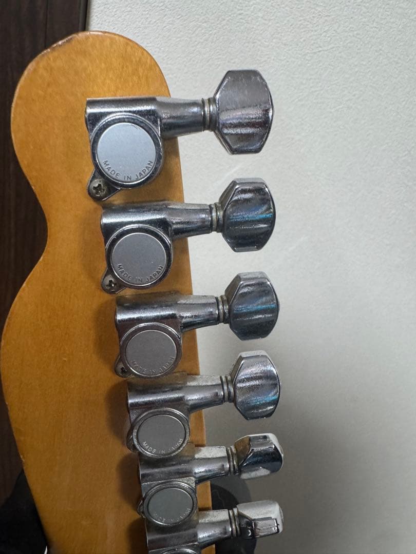 【希少】fenderJapan Telecaster Fシリアル　おまけ付き