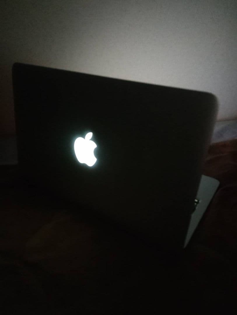 バッテリー新品！美品！MacBook Air