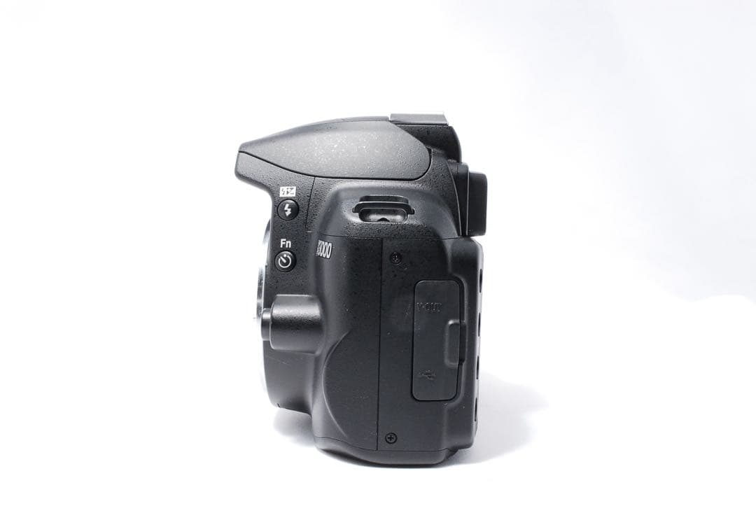 初心者オススメ❤️Nikon D3000❤️ガイドモード有りで安心✨一眼レフカメラ