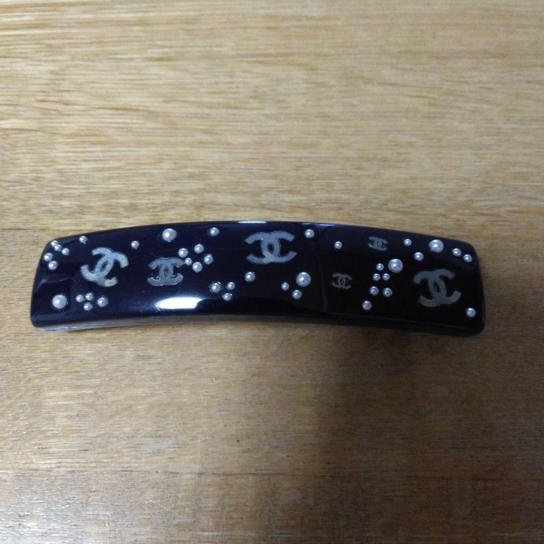 CHANELバレッタ COCOマークパール