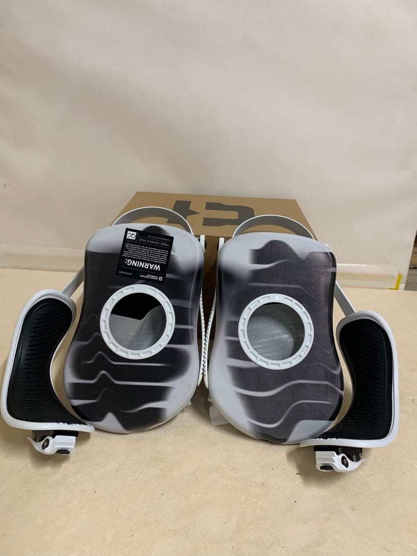 UNION ULTRA ビンディング ホワイト/ブラック 箱付き　SIZE M