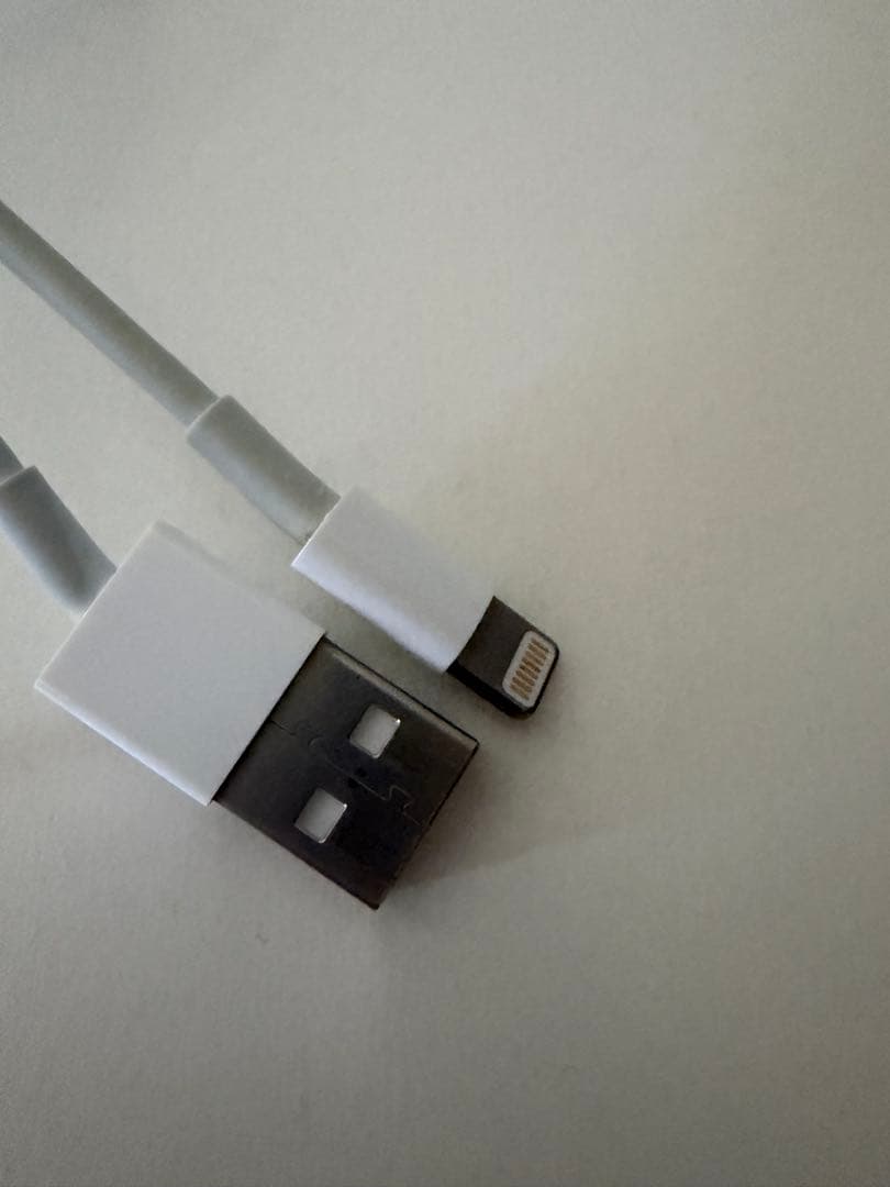 iPhone SE2 64GB ホワイト 美品