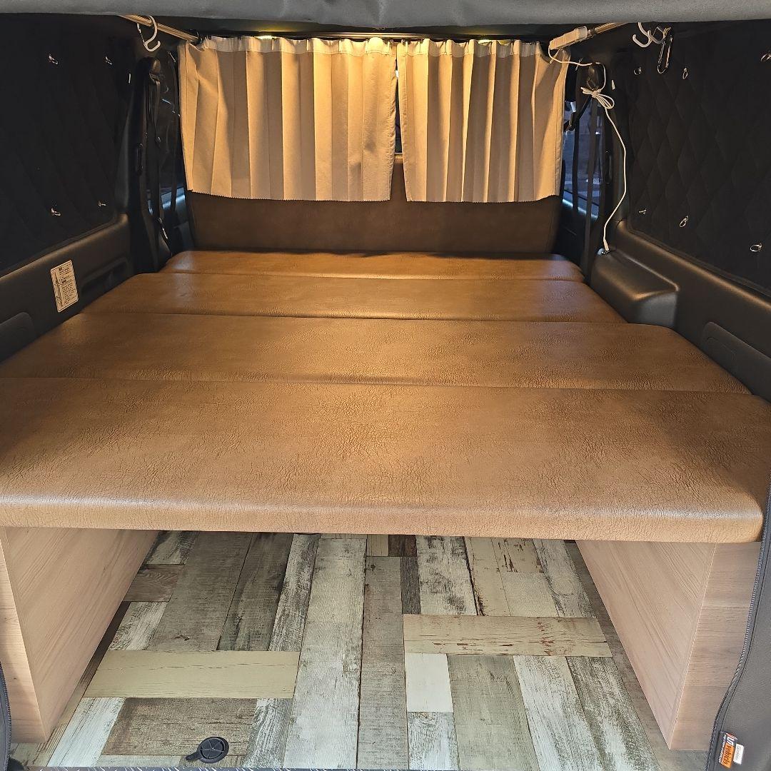 カズキオート ベッドキット(ハイエース標準ボディ用)アンティークブラウン