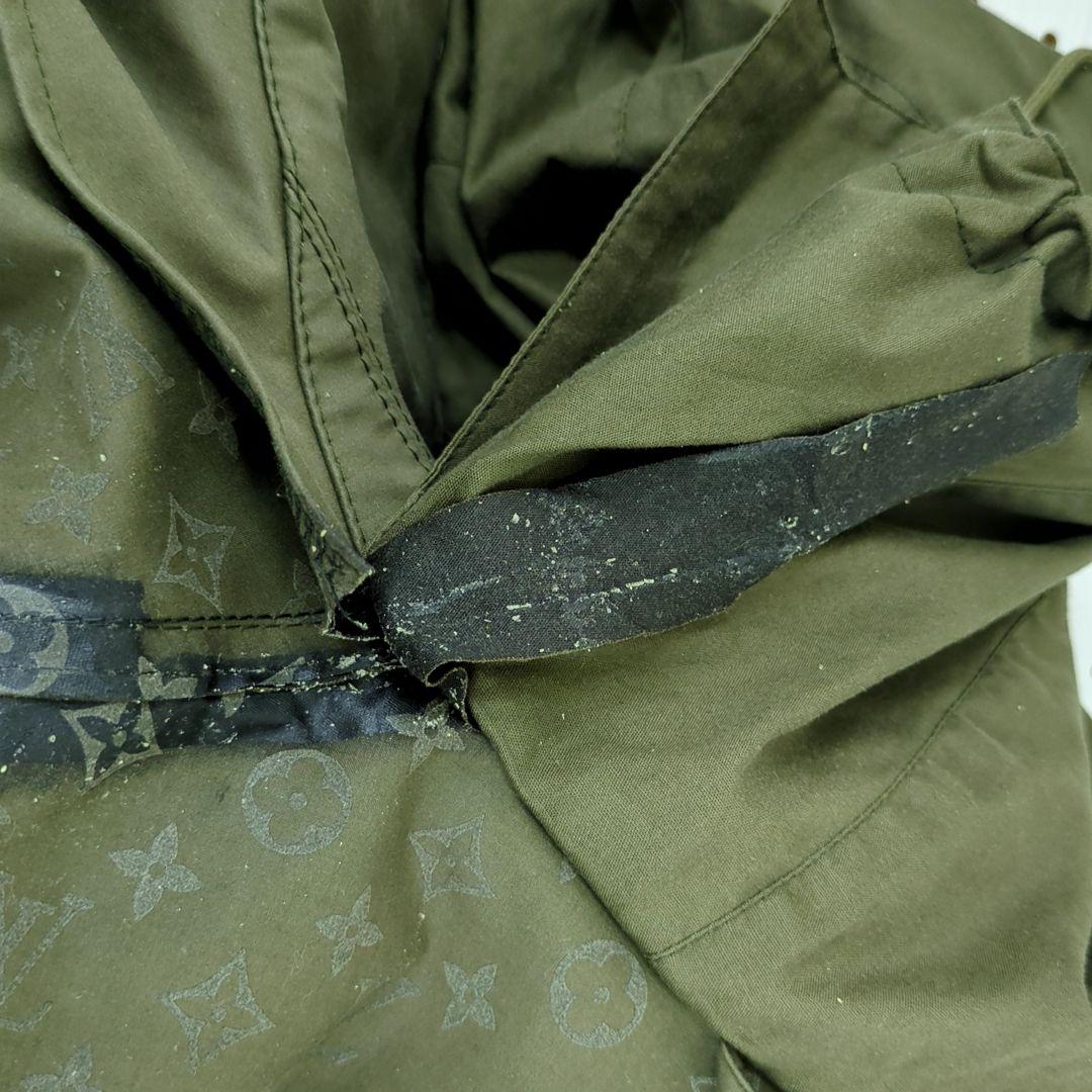 ルイヴィトン オイル フード付モノグラム柄 ミリタリージャケットカーキ 48