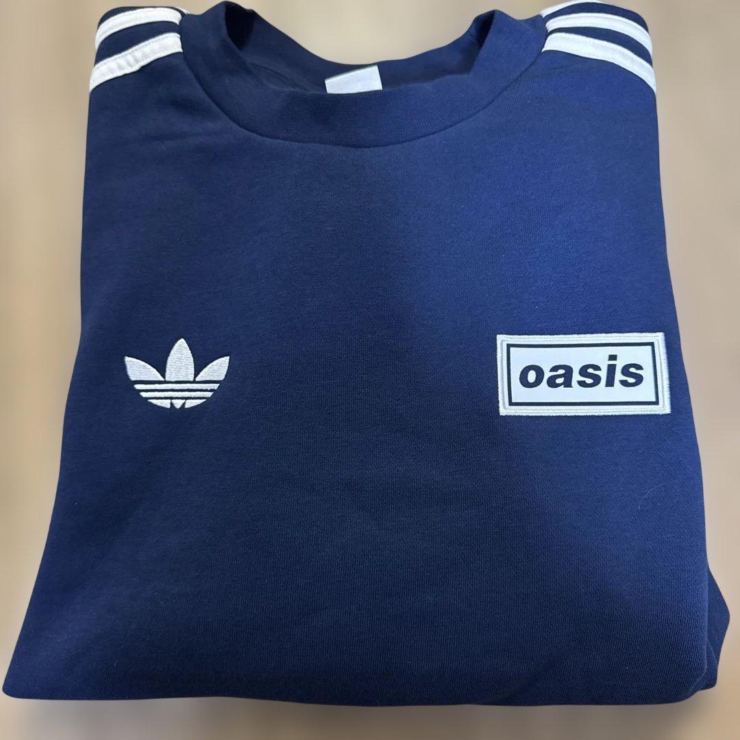 adidas oasis ネイビー　スウェット　Lサイズ