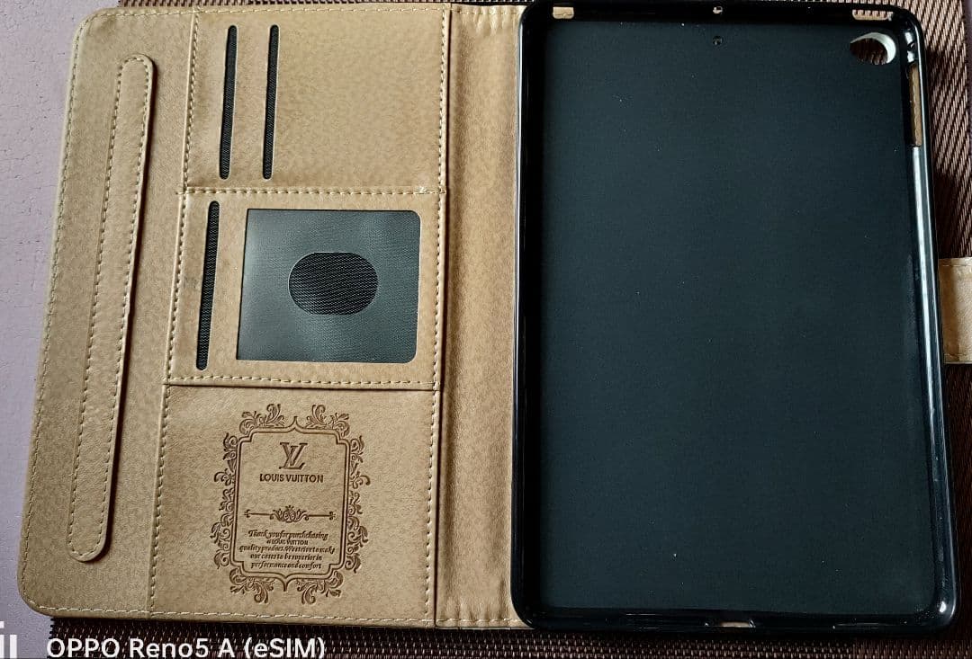 momo　値下げ　iPad mini4 32GB au wifiセルラー