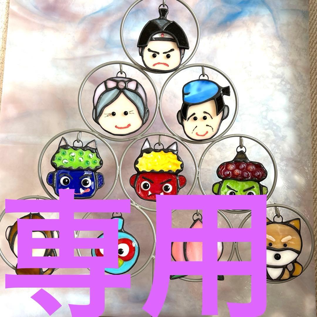 ステンドグラスオーナメント　ハンドメイド　サンキャッチャー　桃太郎　オーナメント