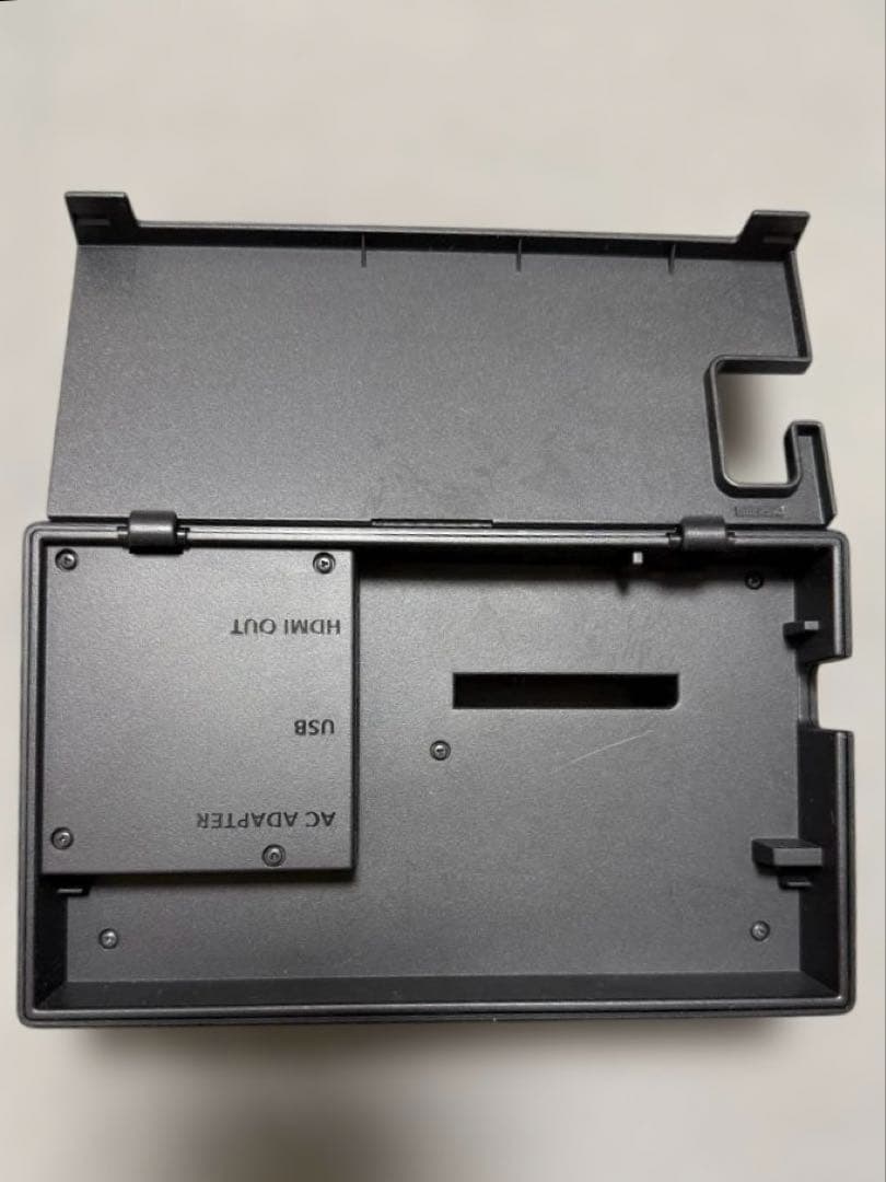 【未使用に近い美品】Nintendo Switch フィルム貼付済+箱