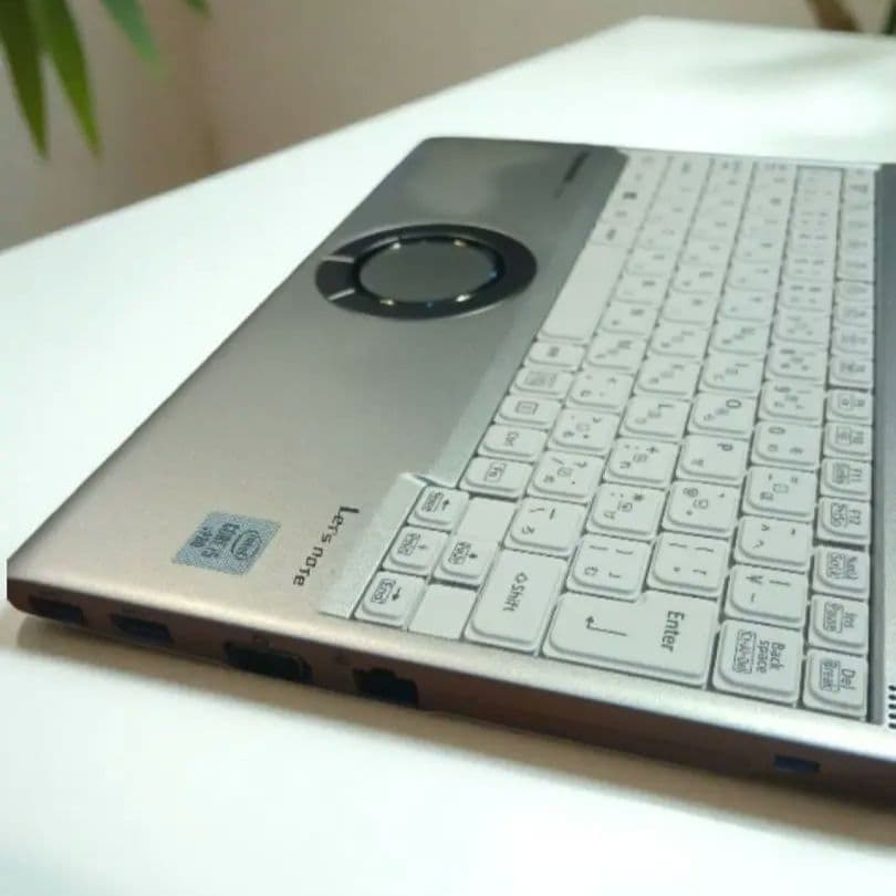 【即活躍】Panasonic Let's note 10世代 Corei5