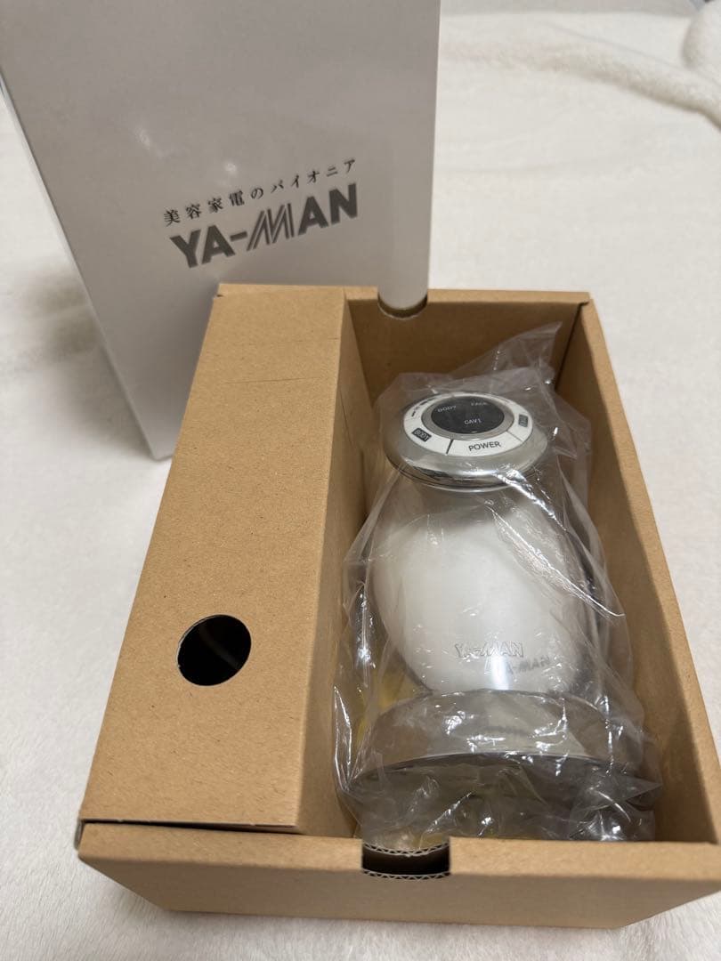 YA-MAN RF美顔器 HRF-17W ホワイト