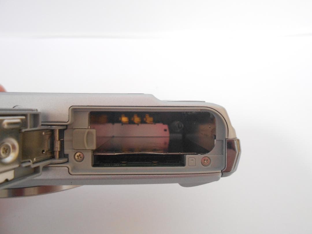 【お値下げ歓迎・美品】 カシオ　CASIO EXILIM EX-H10 シルバー