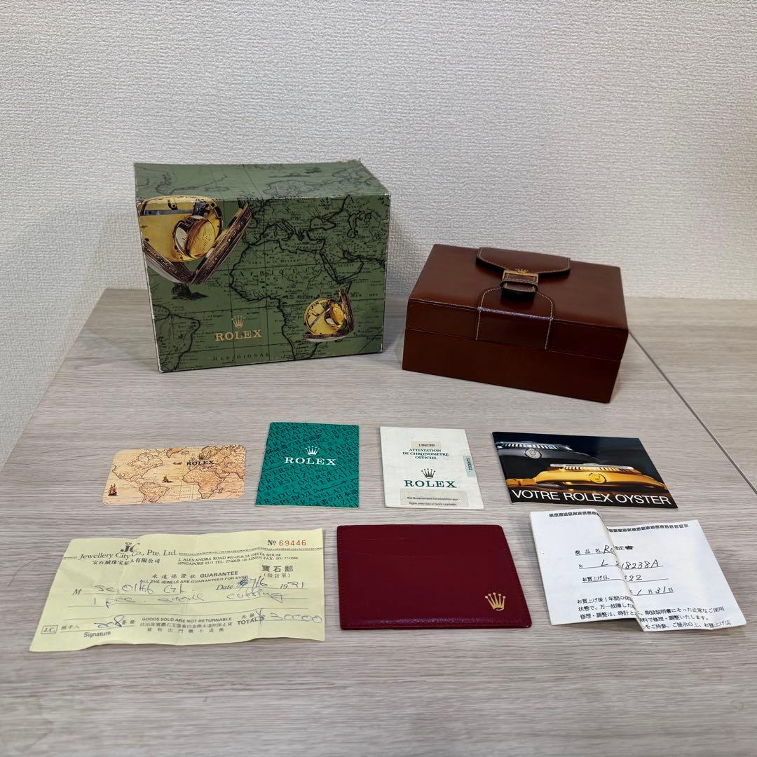 ROLEX デイデイト　レザー収納ボックス（空箱）と書類一式　パスケース付き