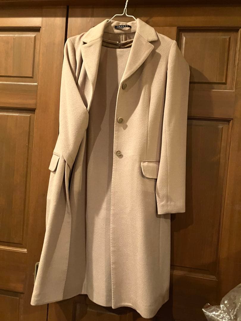 希少　セオリー　ウールとカシミヤ混ノースリーブワンピースとコートアンサンブル