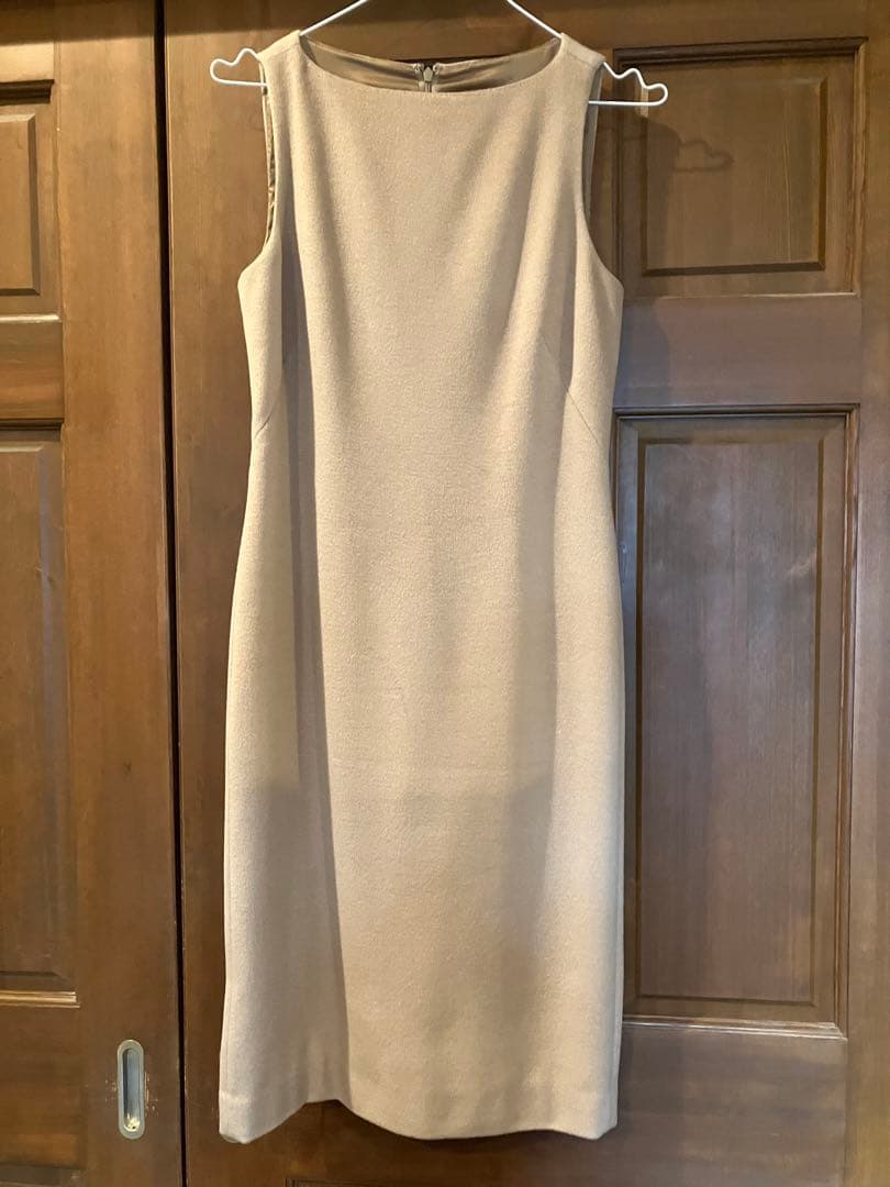 希少　セオリー　ウールとカシミヤ混ノースリーブワンピースとコートアンサンブル