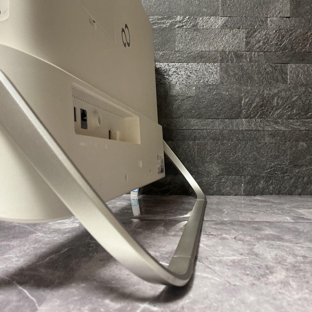 FUJITSU corei7 ハイスペック 一体型 メモリ16GB 新品SSD