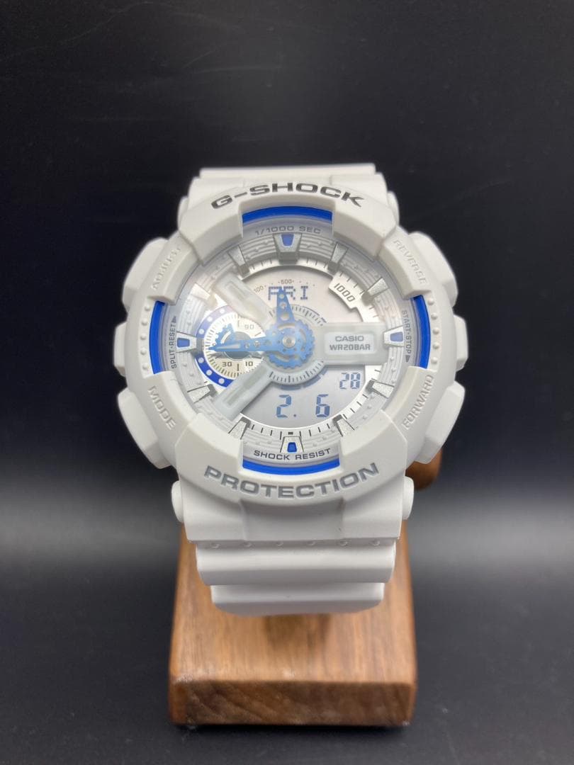 レアカラー カシオ G-SHOCK GA-110HC ホワイト/ブルー 箱説付