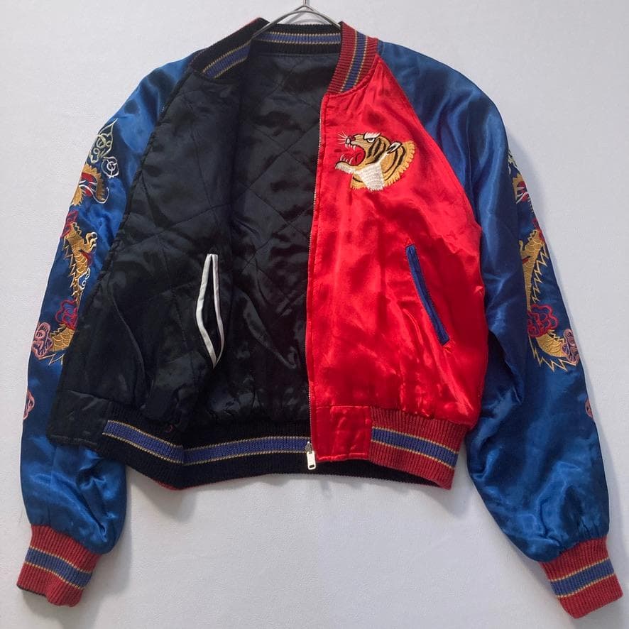 【希少】Switch　リバーシブル2WAYスカジャン 和柄刺繍 龍 虎 日本地図