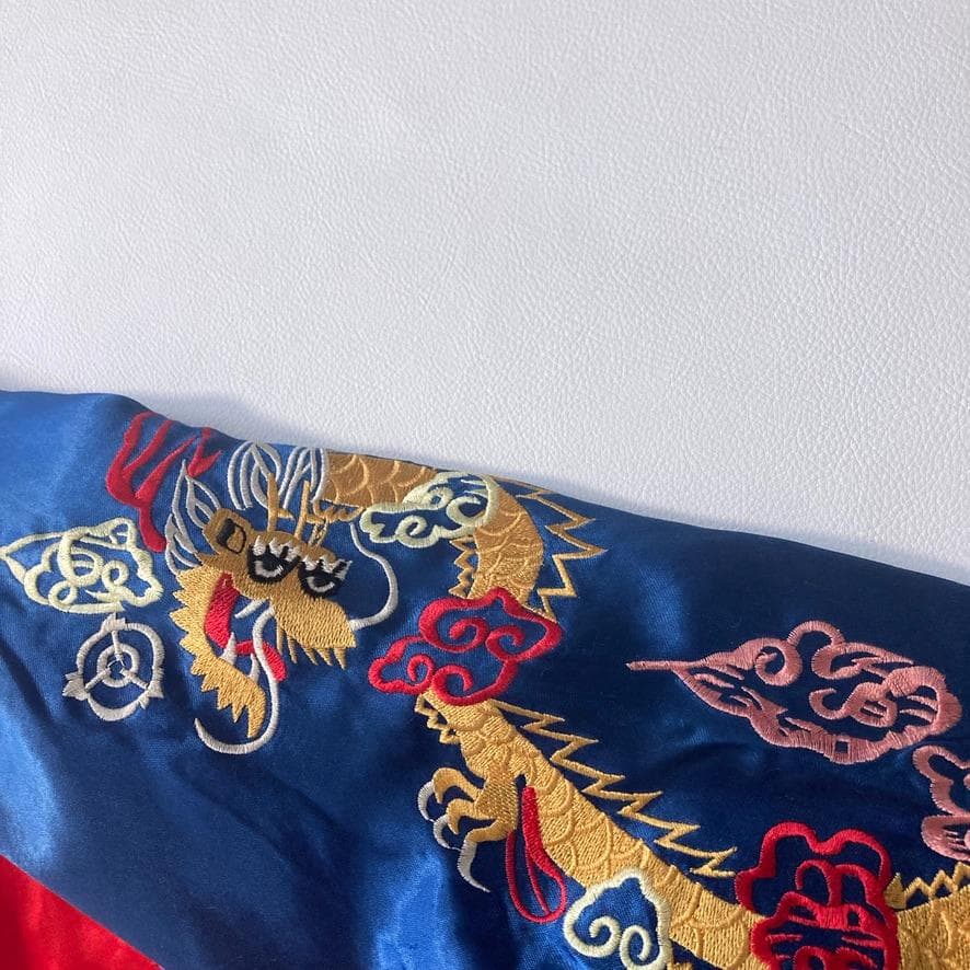 【希少】Switch　リバーシブル2WAYスカジャン 和柄刺繍 龍 虎 日本地図