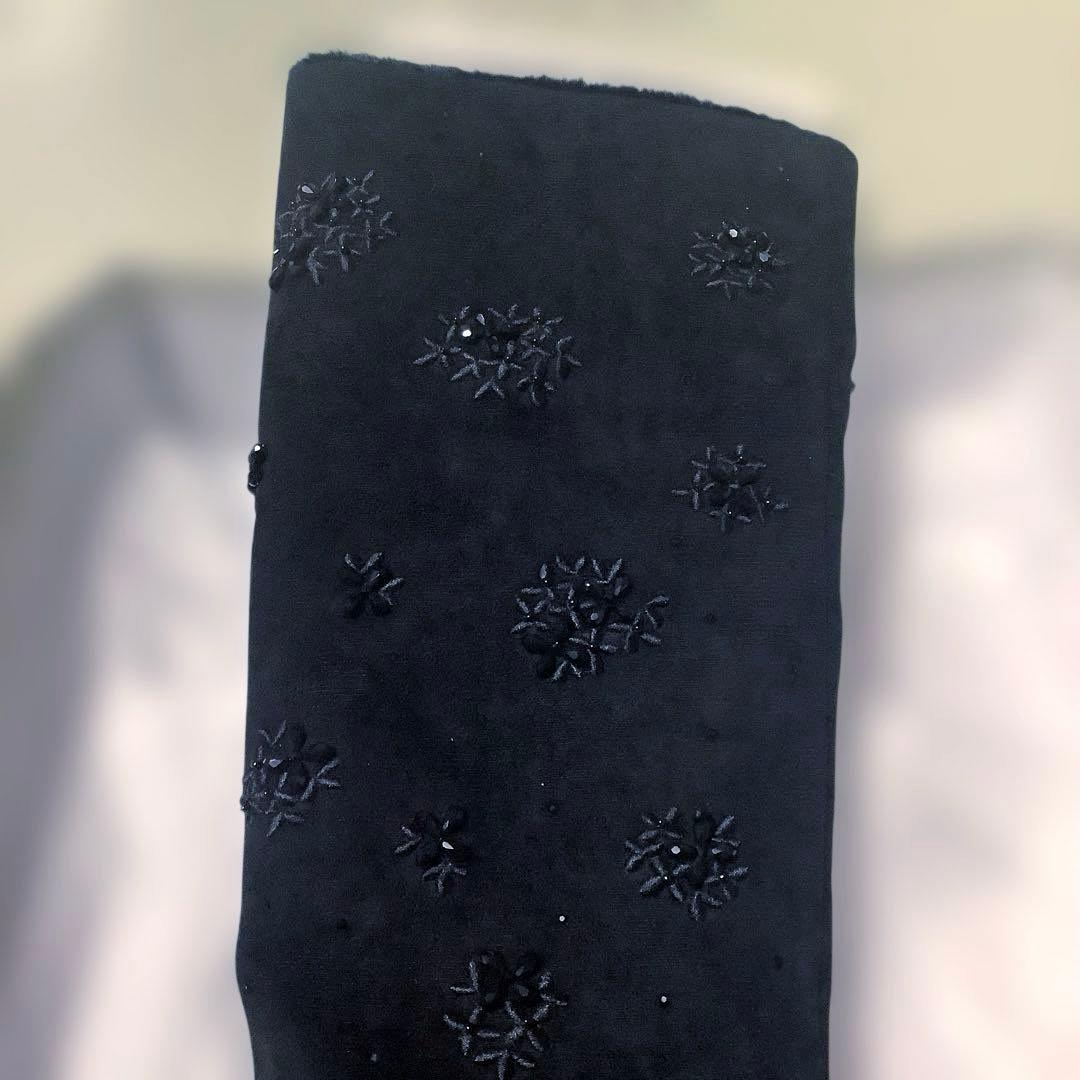 アンテプリマの黒 スエード ロングブーツ ビジューの刺繍付き23.5新品。