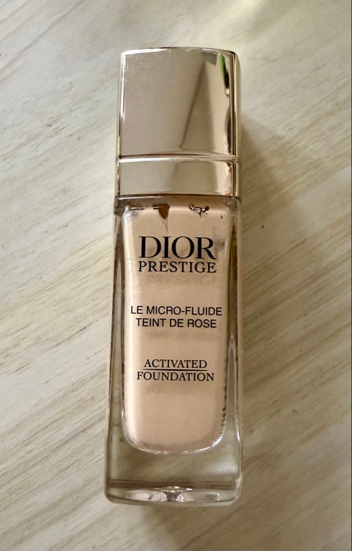 ディオール プレステージ ル マイクロ フルイド タン 0N ファンデーション