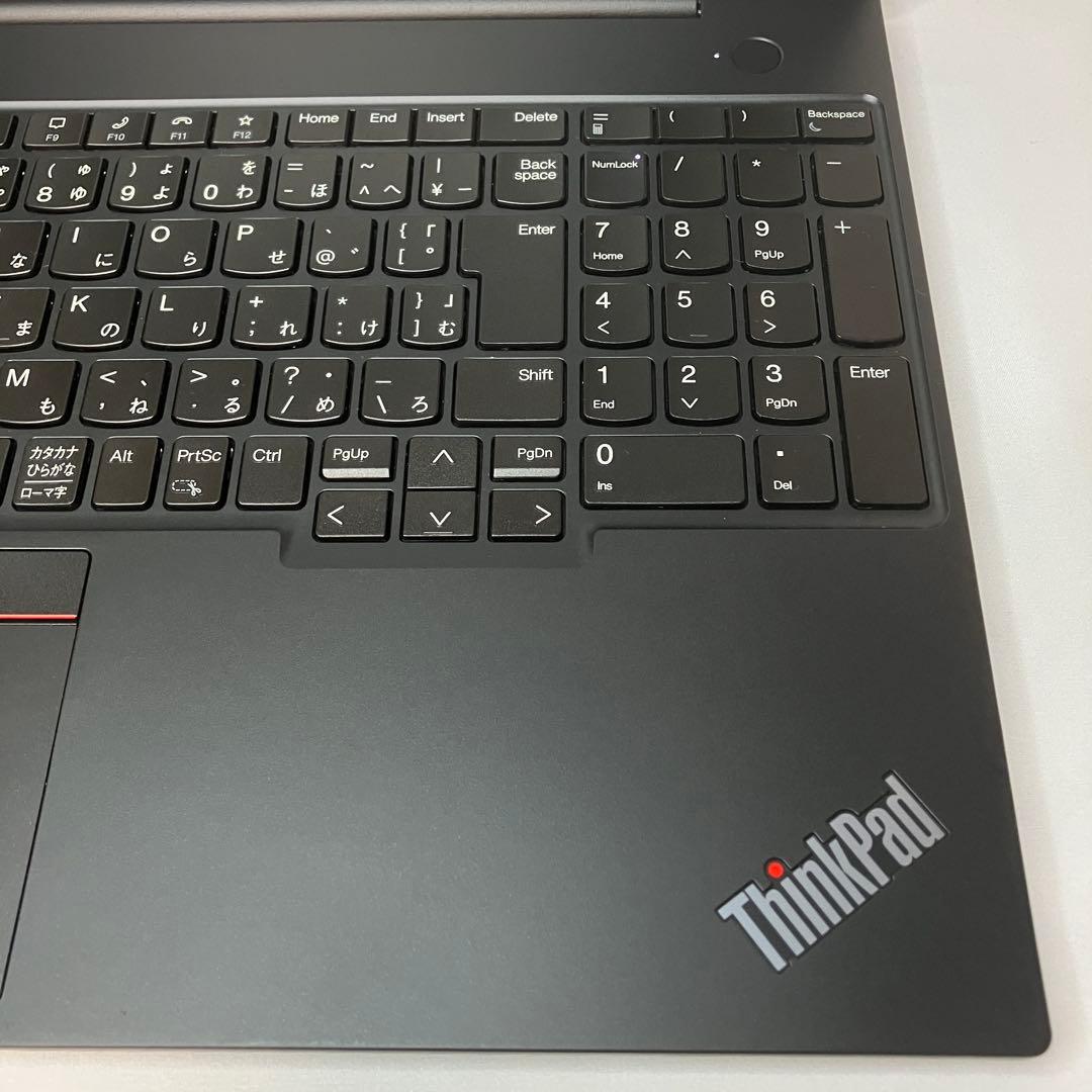 極美 ThinkPad E16 Gen1 Core i5 13420H 16GB