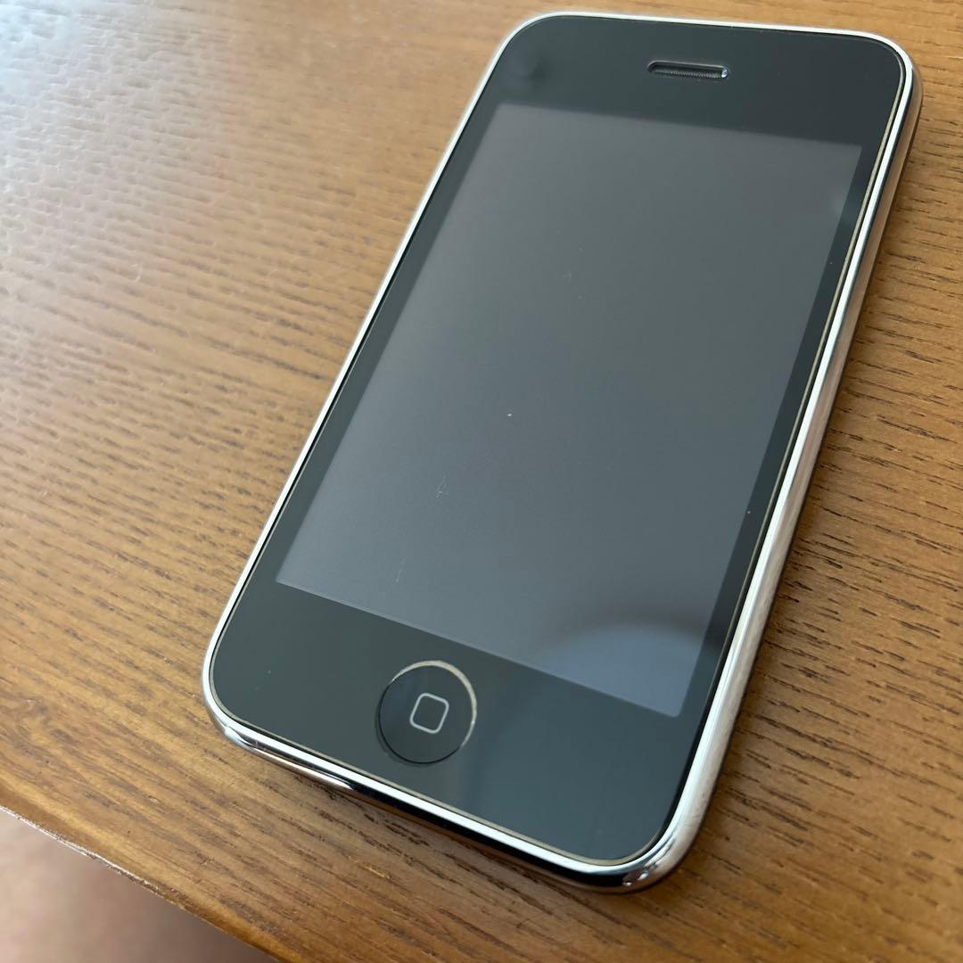Apple iPhone 3G 16GB ブラック　ケーブル付き