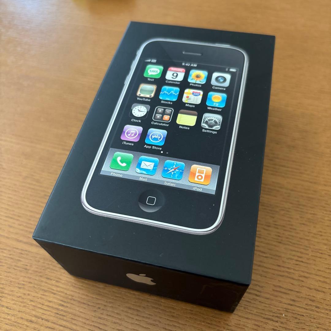 Apple iPhone 3G 16GB ブラック　ケーブル付き