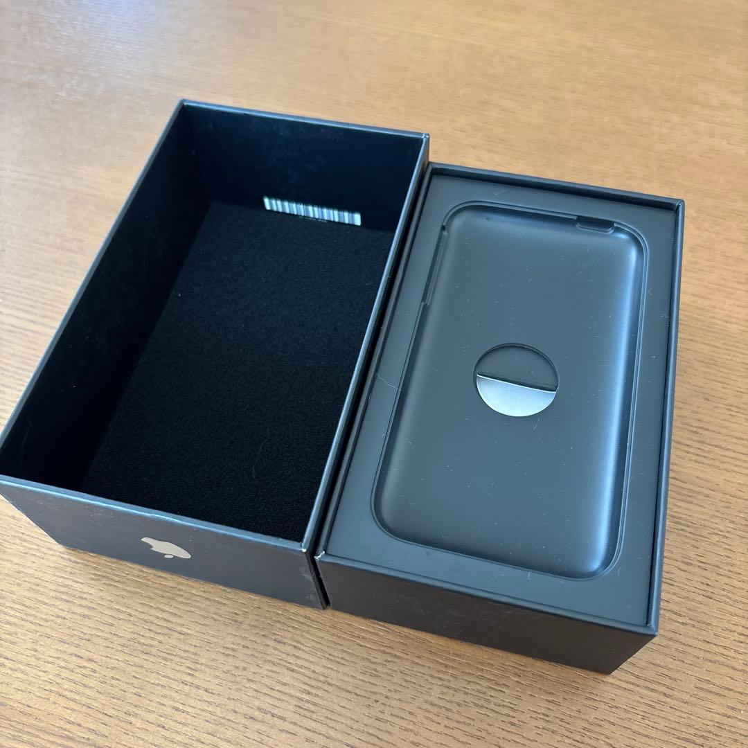 Apple iPhone 3G 16GB ブラック　ケーブル付き