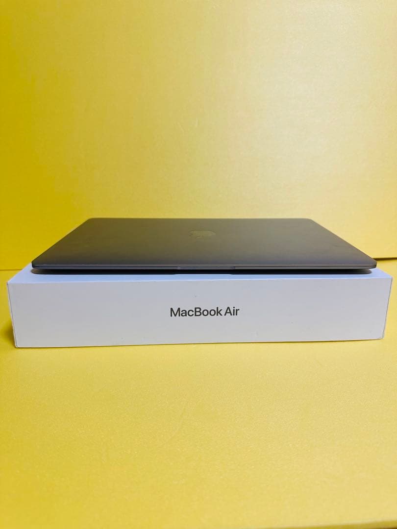 Apple MacBook Air 13インチ