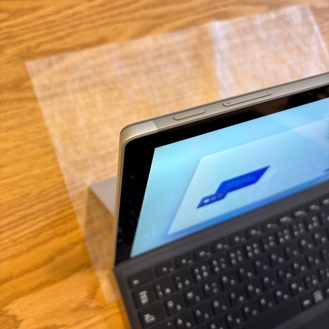 【週末値下げ】Microsoft Surface Pro 7 256GB 8GB