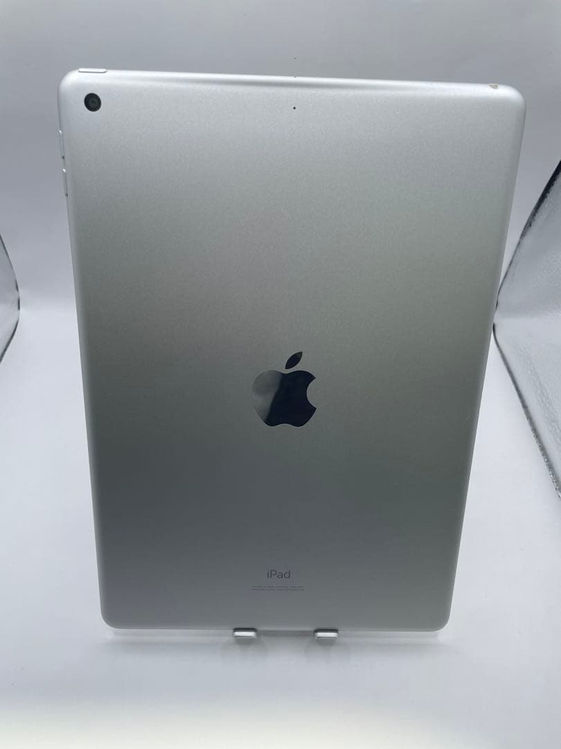 iPad 7世代 32GB バッテリー82%