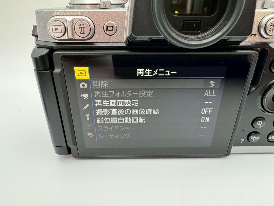 ☆美品【NIKON】Zfc + NIKKOR Z 16-50mm ニコン