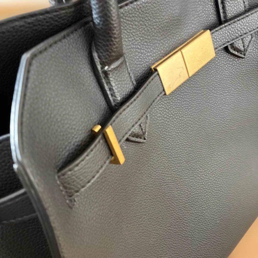 【未使用品】Mila Owenミラオーウェン ベルト付きラージハンドバッグ　黒