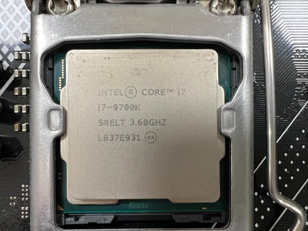 【３点セット】ASUS PRIME Z390-A+9700K+16G RAM