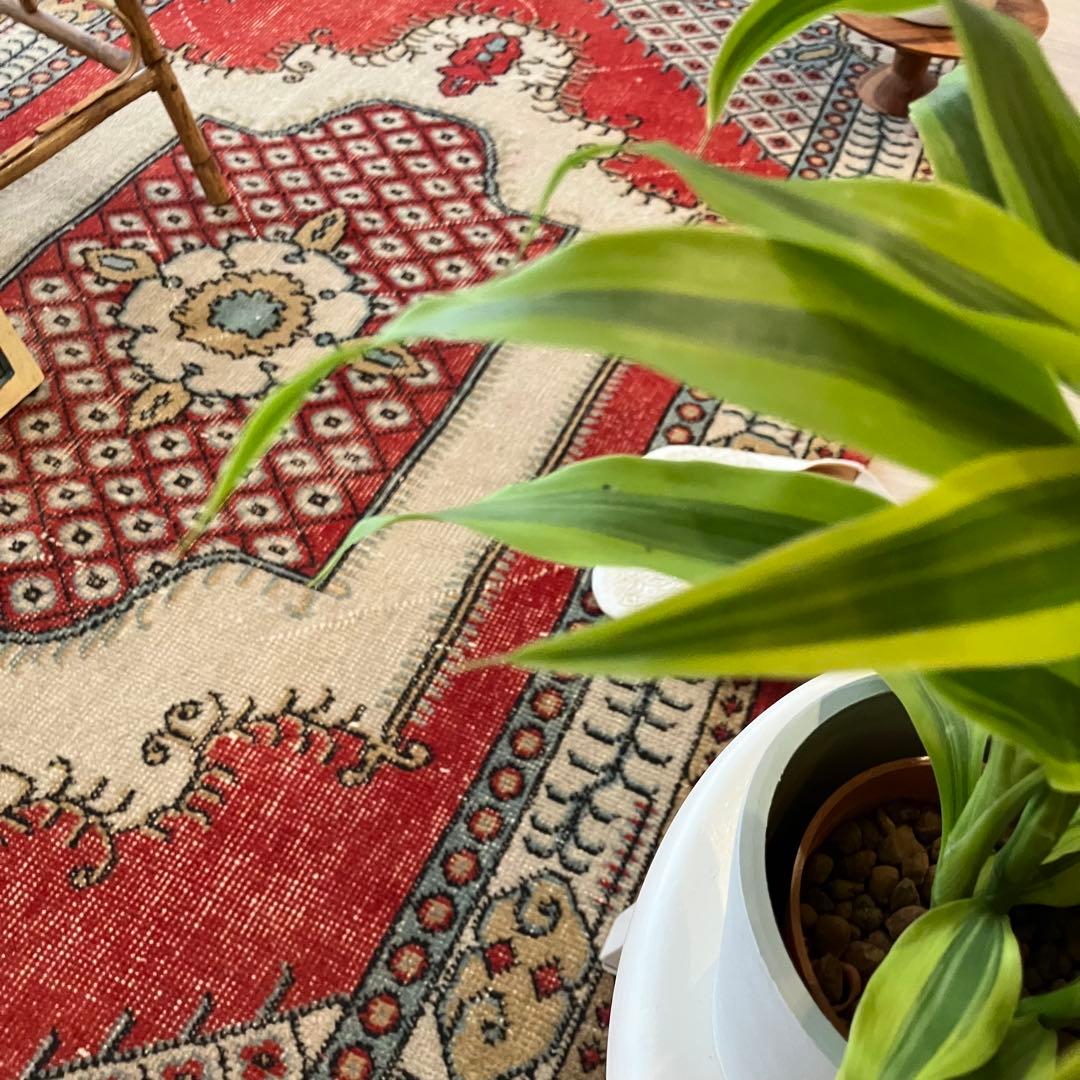 クラシカル柄✳︎117×209✳︎ 華やかレッド　ブラウン　トルコヴィンテージラグ