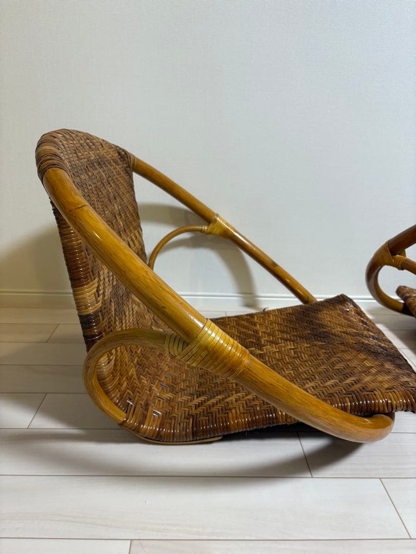 ラタン　丸座椅子　2台セット　アジア　レトロ