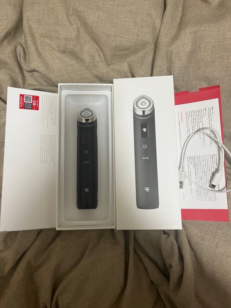 medicube AGE-Rブースタープロ　美顔器