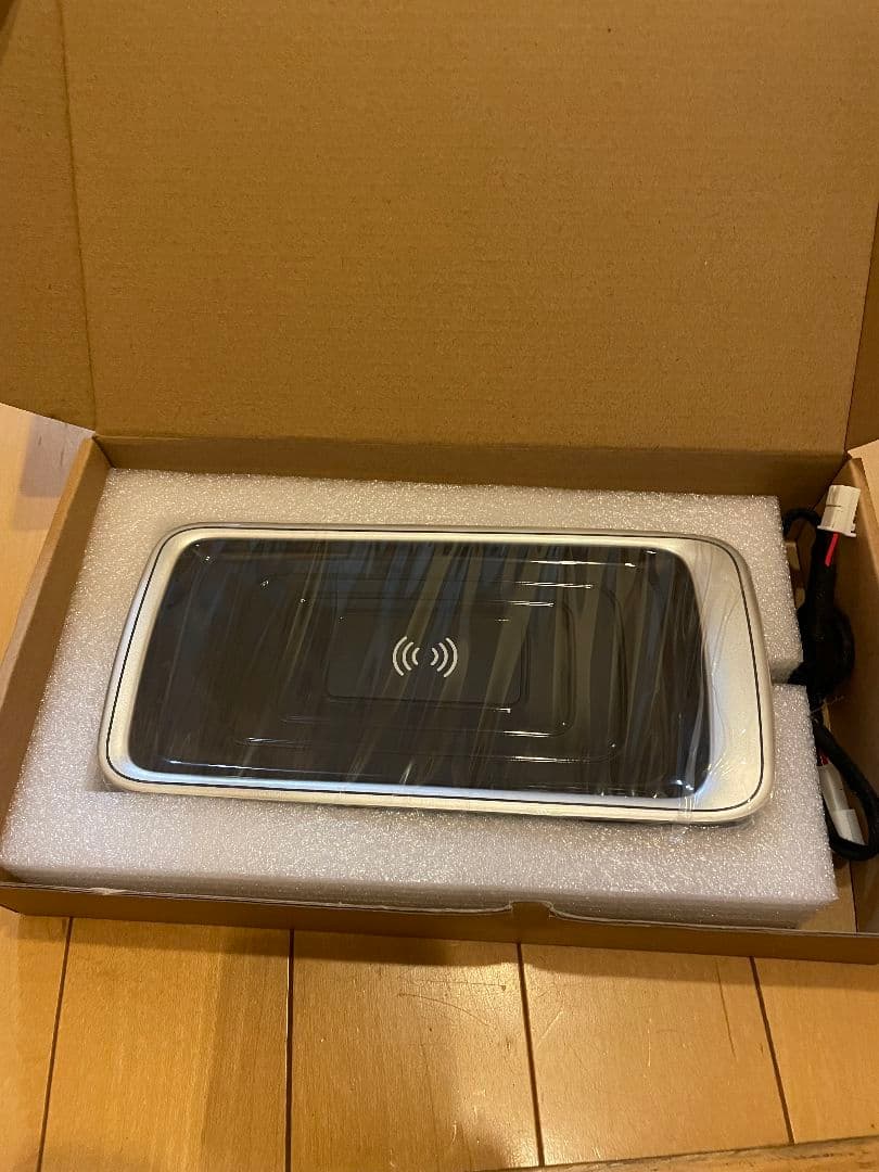 w447 RHD BR447 プラチナスウィート　後席置くだけ充電器キット　左右