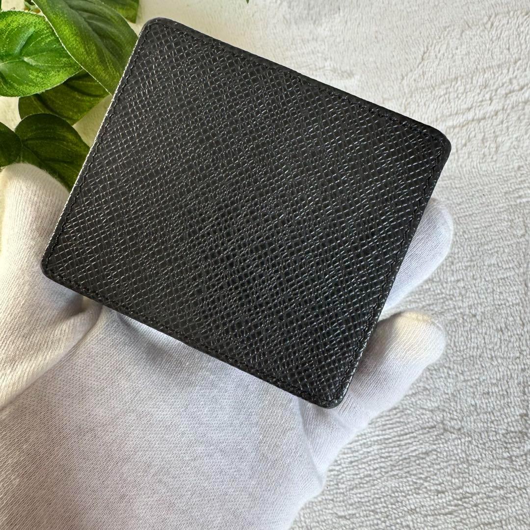 まいける　断捨離中♡ルイ・ヴィトン タイガ　ポルトモネ・ボワット