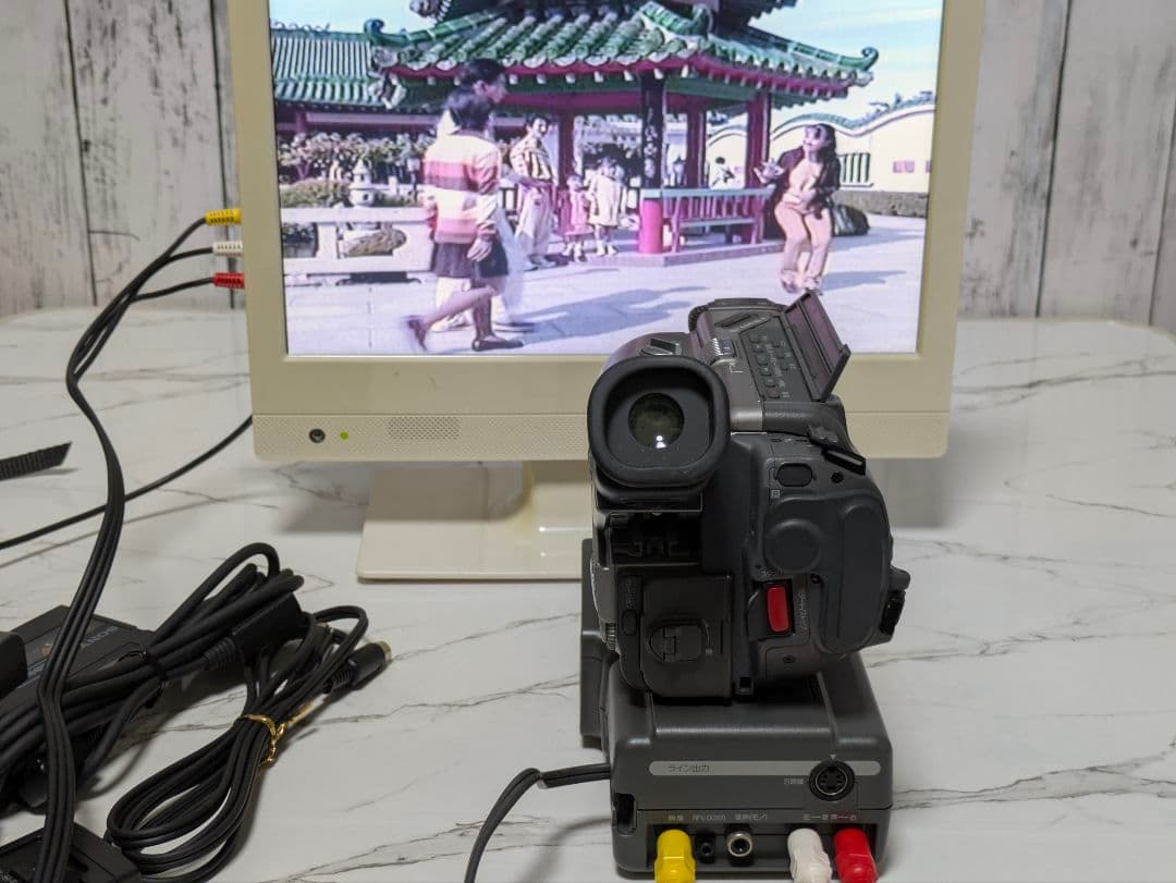 【豪華セット】SONY　CCD-TR2　Hi8　8mm対応