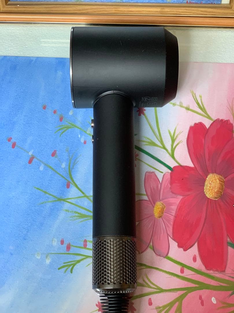 ダイソン HD08 ブラック